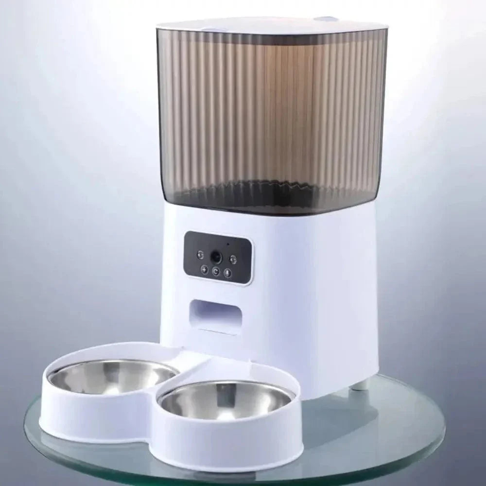 Distributeur de croquettes pour chat avec caméra