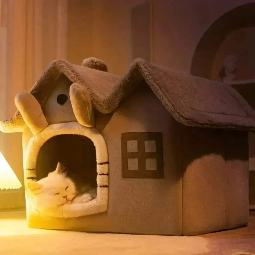 Maison en peluche pour chat