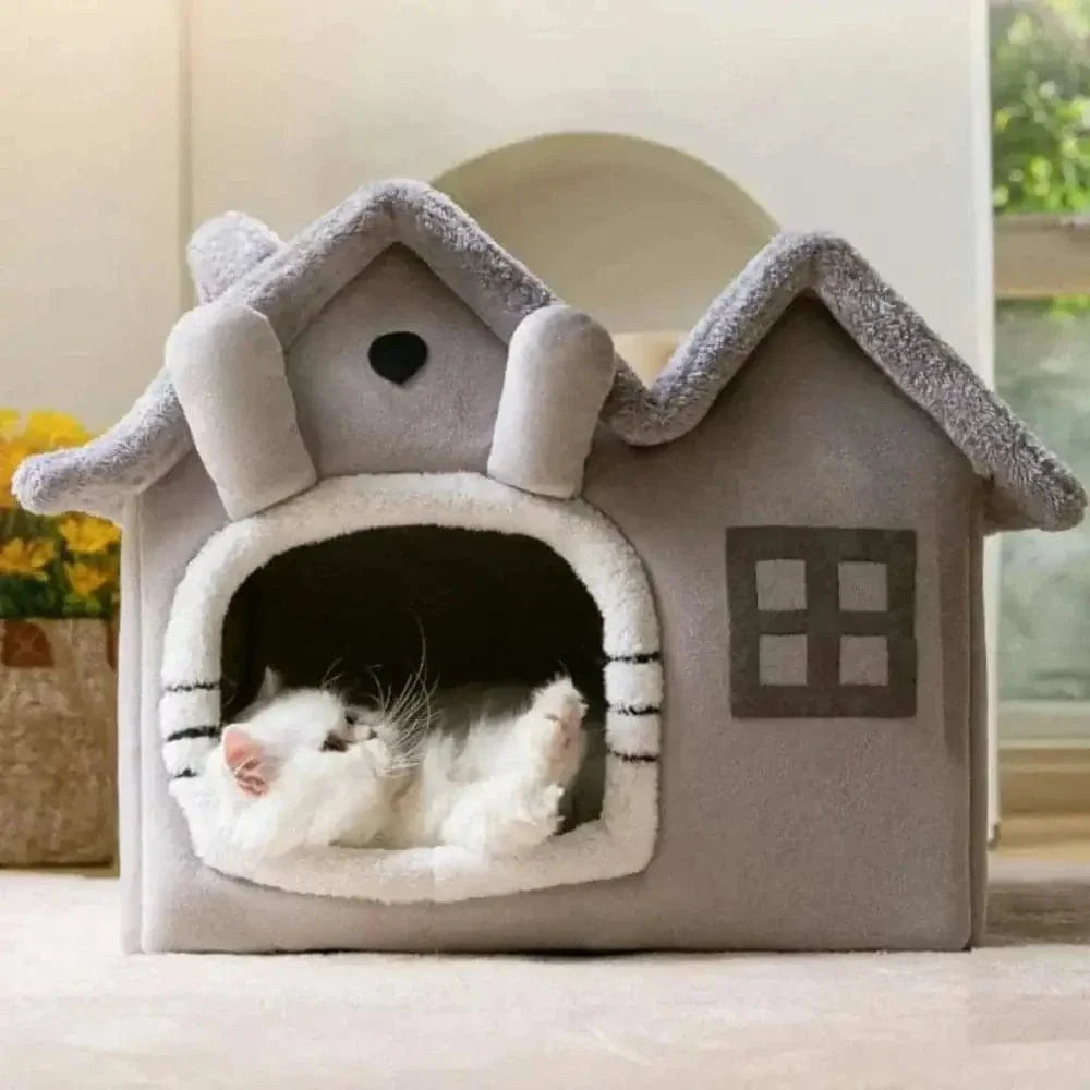 Maison en peluche pour chat