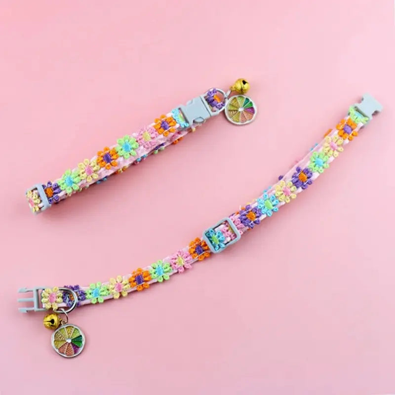 Collier chat clochette fleur